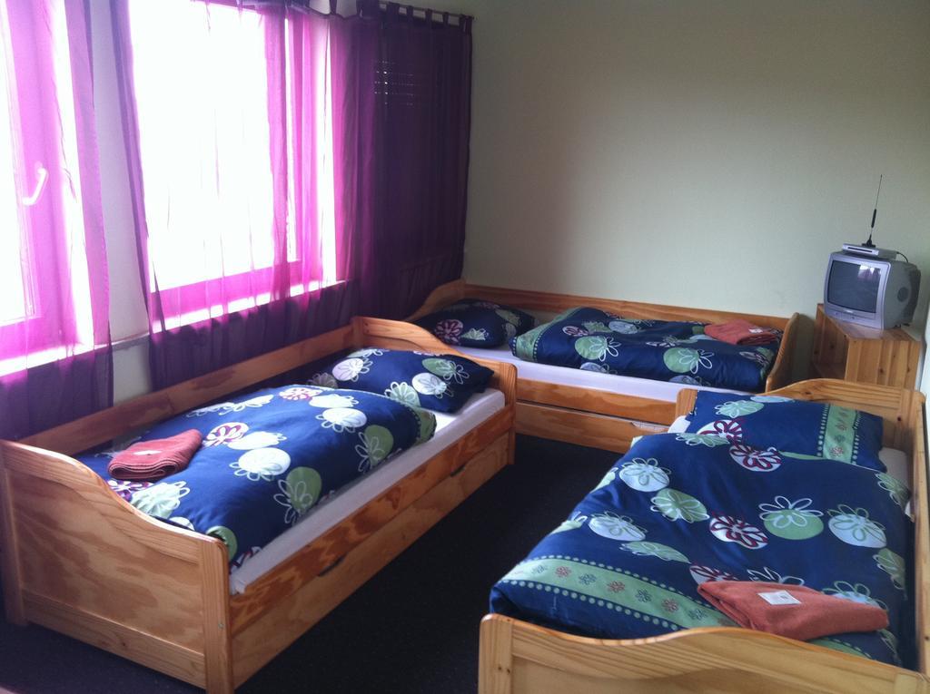 Pension Moldova Nuremberg ภายนอก รูปภาพ